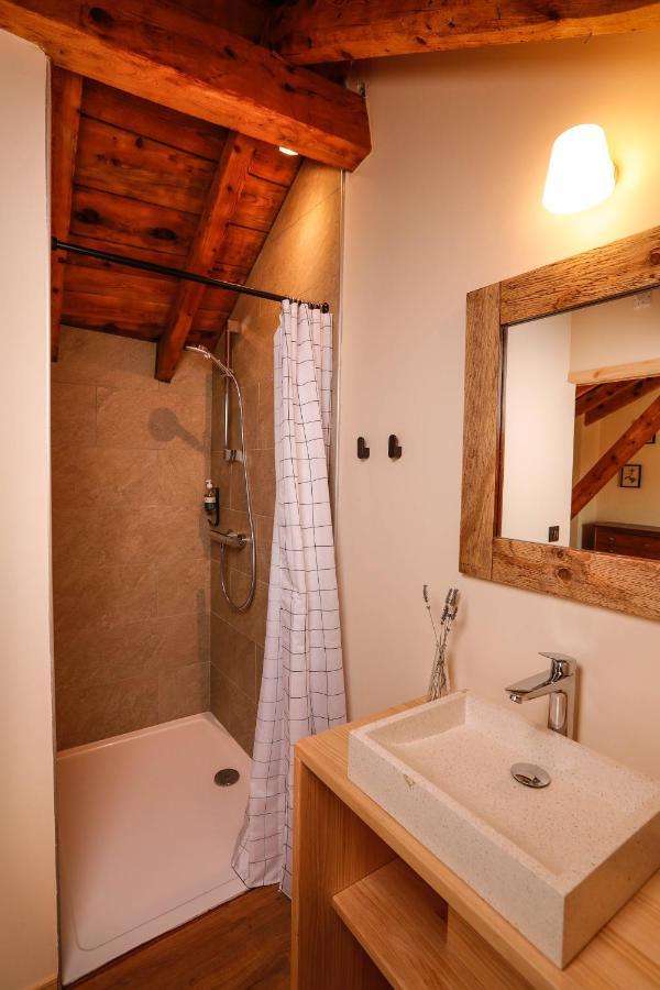 Domaine Agricole Cotze / Casa Rural Enveitg ภายนอก รูปภาพ